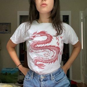 Hong Kong Dragon brandy Melville graphic tee